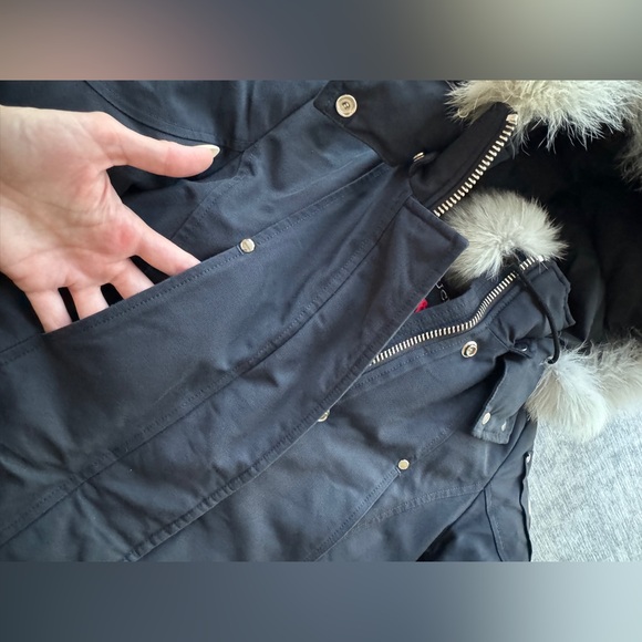 Moose Knuckles Stirling women parka jacket size xsmall - Picture 15 of 15